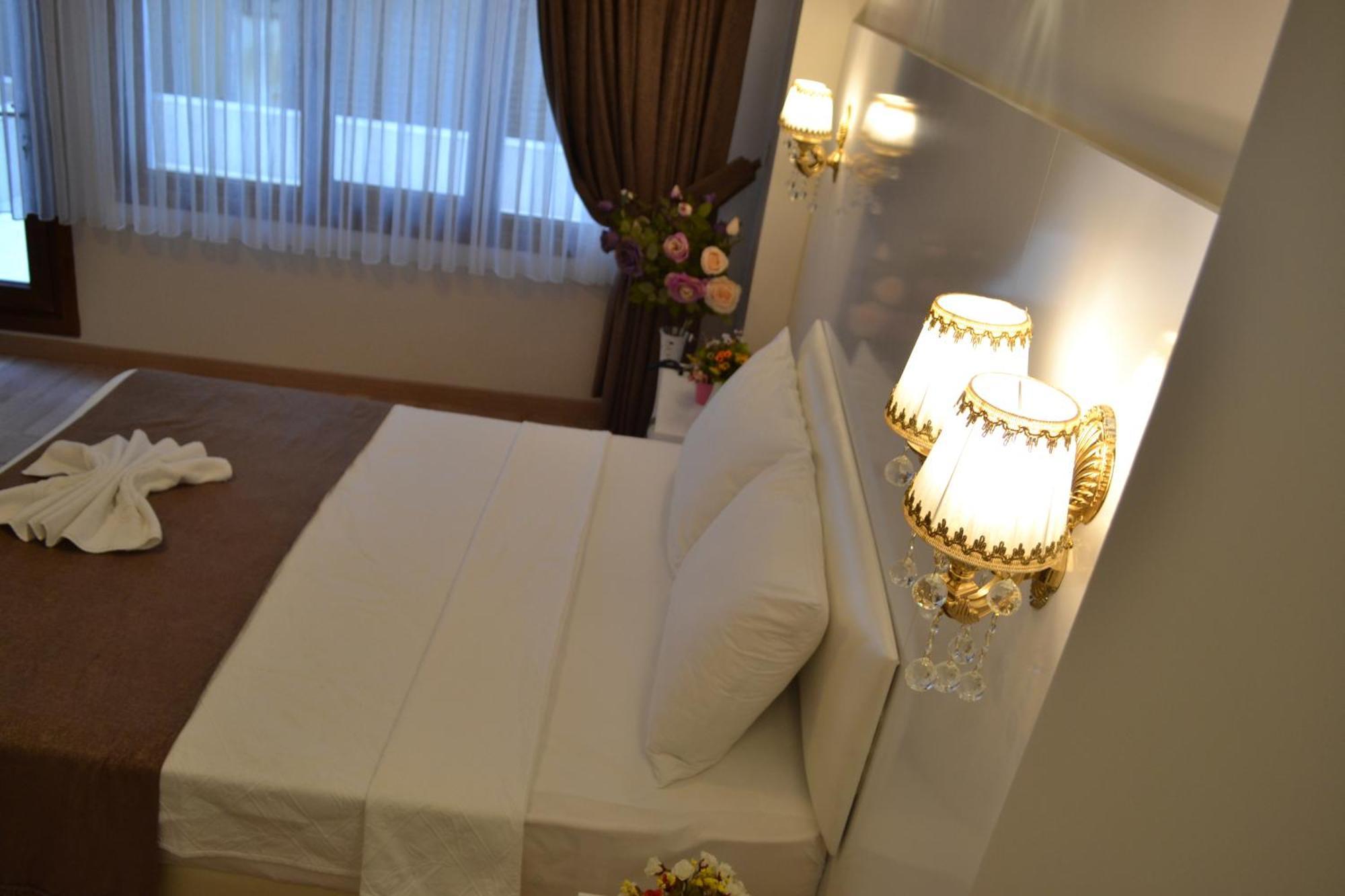 Blue Istanbul Hotel Taksim Bagian luar foto